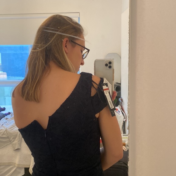 Navy Evening gown from Bloomingdales - Picture 4 of 4